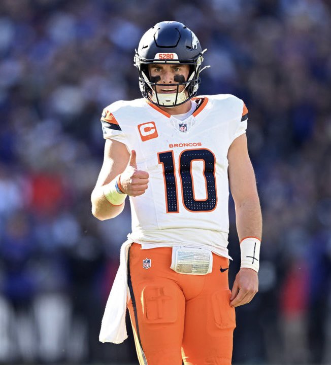 johnewing's tweet image. Updated NFL Division betting at @BetMGM
Most bet divisions 🎟️
1. NFC North
2. AFC West
3. NFC West
Most bet teams to win division 🎟️
1. Broncos +350
2. Bears +550
3. Vikings +300
Most bet teams to win division 💰
1. Texans -105
2. Lions +140
3. Broncos +350