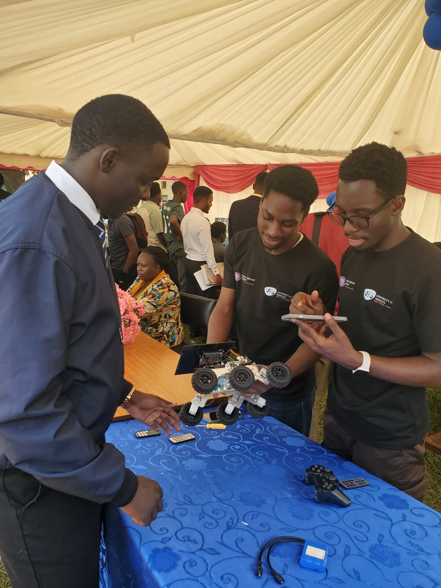 RuhinjaPeter's tweet image. Today, the 22nd of July 2025, I visited the UNIVERSITY ICT SERVICES (UIS) of UCU as they were exhibiting in there week.
I learnt about mechanon tyres which move in all directions and I believe with such inventions box parking may turn into the simplest task for a driver😂😂