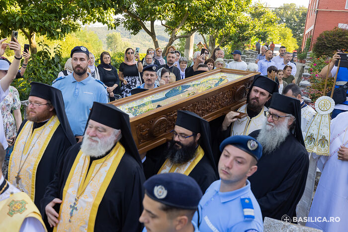Orthodoxy2019's tweet image. Thousands celebrate local proclamation of newly canonized St. Calistrat at Romanian monastery
orthochristian.com/171366.html
St. Calistrat was canonized in July 2024, together with 15 other martyrs, confessors, and ascetics of the 20th century.