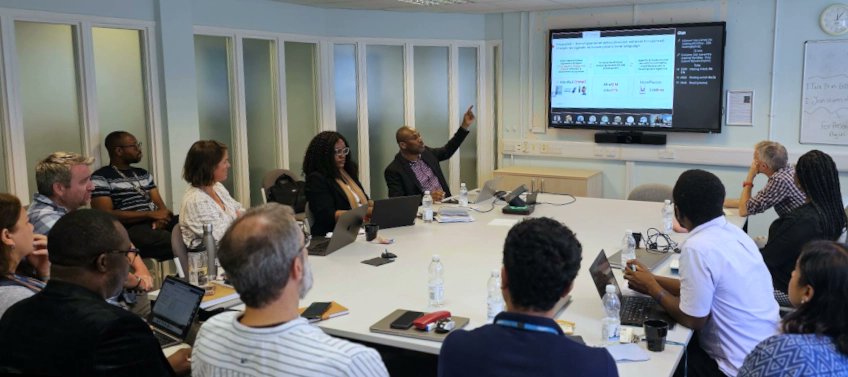 WorldPopProject's tweet image. 👉 We are pleased and honoured to welcome Data Science Nigeria founder/CEO Dr Bayo Adekanmbi and team to the University of Southampton. Over the next few days we will explore the potential of collaborative work and opportunities for #geospatial #AI in #Africa
@dsn_ai_network