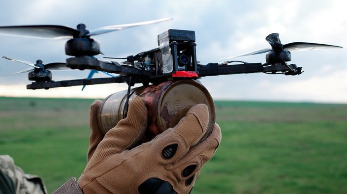 NewsIADN's tweet image. Hyderabad-based #ApollyonDynamics has delivered indigenous Kamikaze UAVs to the #IndianArmy.