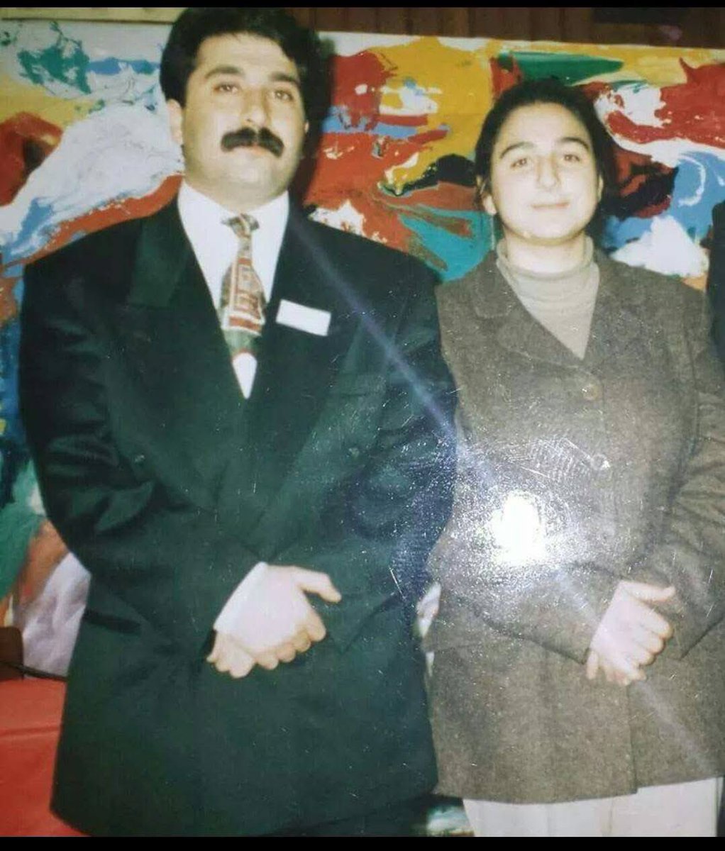 Hozan Serhad🕯️🖤 
Gidişinin 26. Yılı 😢 Saygı, minnet ve özlemle anıyorum..
Foto: 1996 Almanya
#hozanserhad
