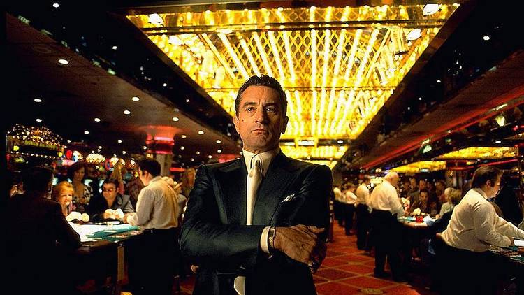 Turco84_'s tweet image. Cuando las casi 3 horas que dura se te pasan volando es que la historia y los personajes te han atrapado.
Eso consigue Martin Scorsese en "Casino" (1995).