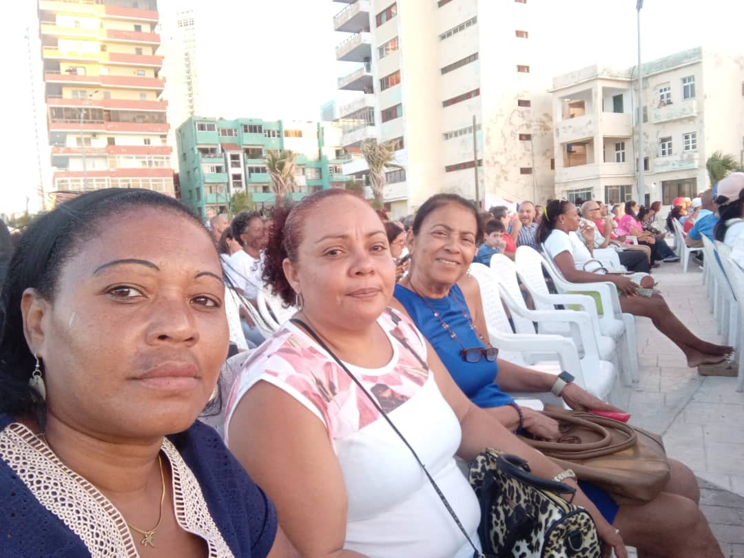 Gala por el 26 de julio en Tribuna Antiimperialista,donde estuvo presente <a href="/EducacionRegla/">Dirección General de Educación Regla</a>,porque sin Educación no hay Revolución posible❤️🇨🇺
<a href="/YolivanC41557/">Yoliván Prevost Candó</a> 
<a href="/DirectEducaHab/">Karenia Marrero Arrechea</a> 
@yanetHzp25
<a href="/Roilancu1/">Roilán Rodríguez Barbán</a>
<a href="/EducacionRegla/">Dirección General de Educación Regla</a>