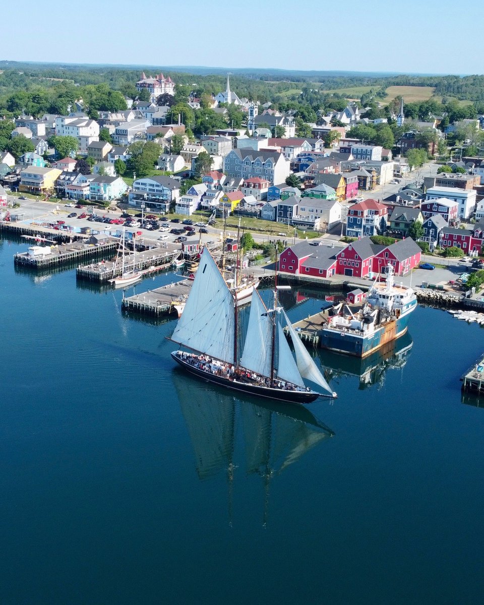 SailBluenoseII's tweet image. A few times per season, the conditions are just right and we can set sail in the inner Lunenburg Harbour.
It's quite the spectacle for both passengers and those on shore.
