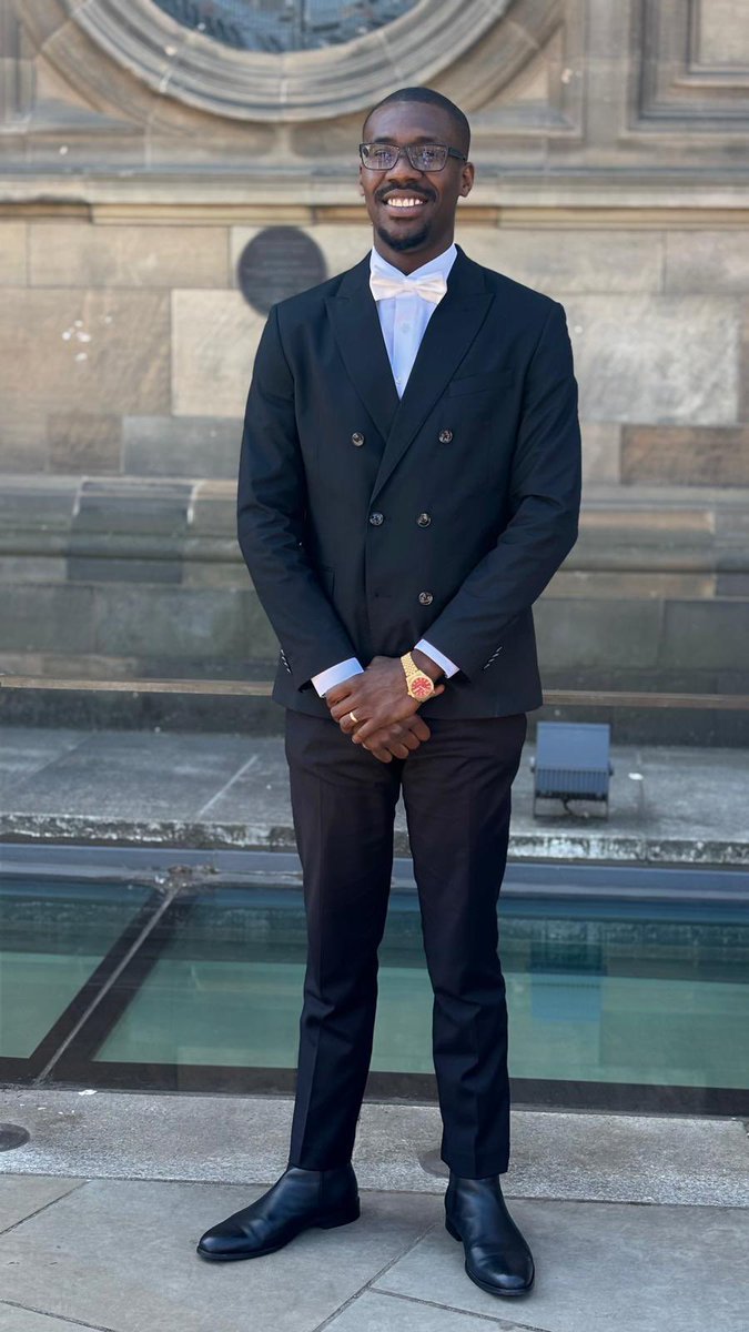 PaemkaL's tweet photo. Our former Mphil student George Yankson @GYankson8 @GeorgeYank2140 graduates with a doctorate in Cell and Molecular Biology from the University of Edinburgh @EdinburghUni. Congrats! Proud of you 🥳🥳🥳 @lily_paemka https://t.co/009hqBb8p7