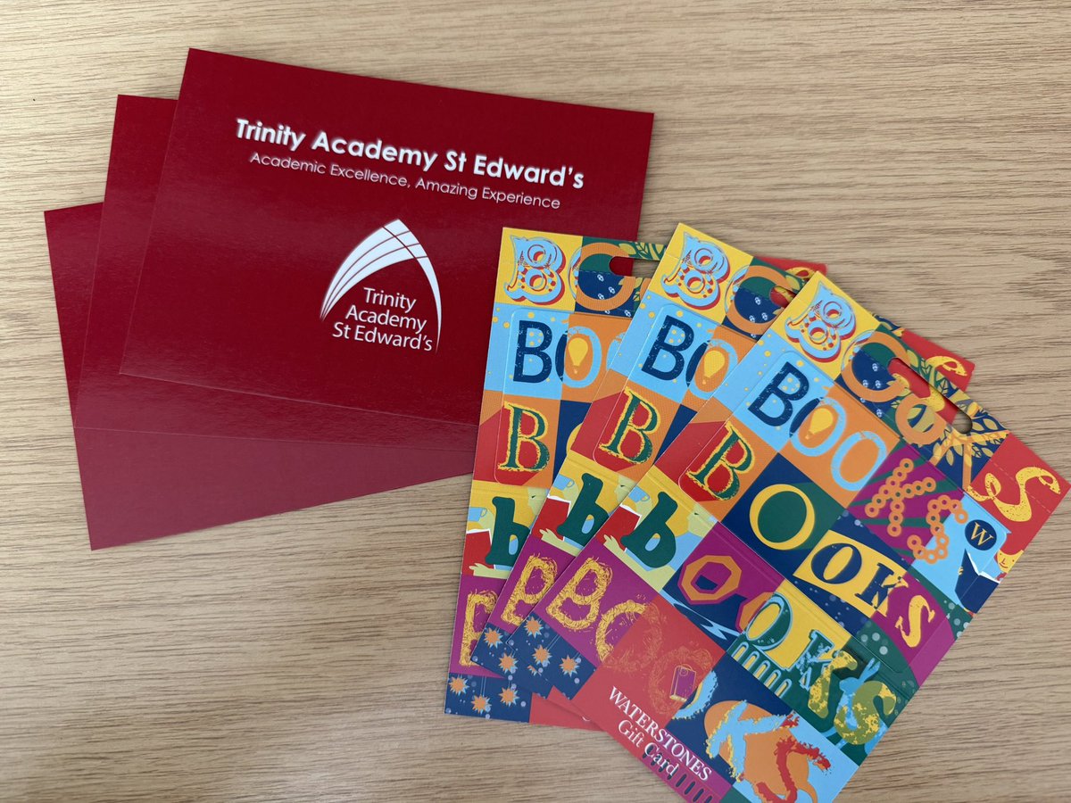 EnglishTASE's tweet image. More ‘A Billion Words’ challenge celebrations 🤩.
We have sent 3 parent/carers a little thank you for contributing so many titles to our challenge this year. Thank you to all involved! 📚❤️ @TrinityAcadStE