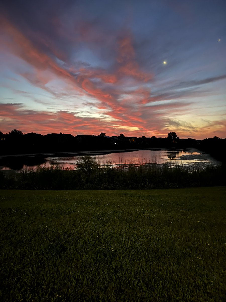 Bigmatt (@bigmattpaulsen) on Twitter photo Hello Tuesday! 4:45 am run is complete! Took it mostly easy and that was a humid one but damn it was beautiful outside! I made it to work by 6:00 am and I am hoping to get to the gym this afternoon! Have a great day all! #justkeepmoving #inspiresomeonetoday #thisis60
#missbella Hello Tuesday! 4:45 am run is complete! Took it mostly easy and that was a humid one but damn it was beautiful outside! I made it to work by 6:00 am and I am hoping to get to the gym this afternoon! Have a great day all! #justkeepmoving #inspiresomeonetoday #thisis60
#missbella