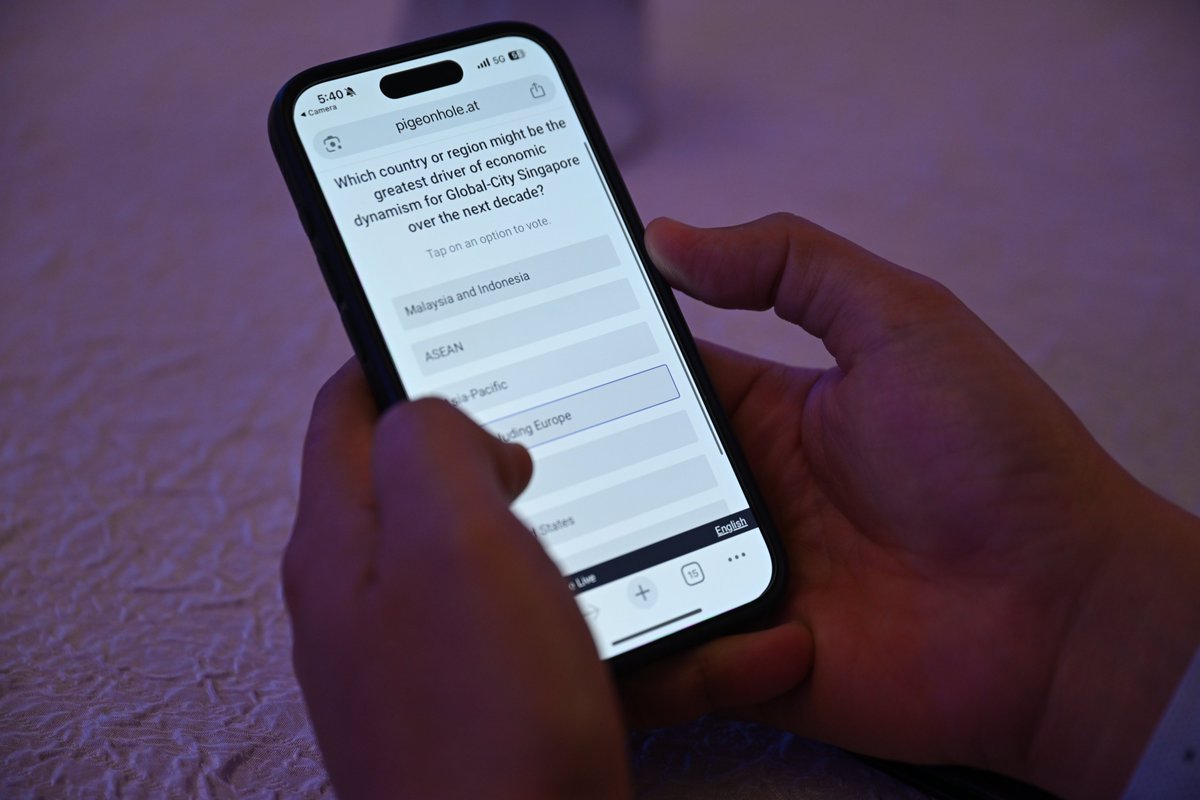 The second pre-conference session of the #SG60Conf, "Charting the Course to Global Value Chains of the Future: Leaders’ Views", brought together industry leaders to explore how Singapore can stay competitive amid technological disruption and global shifts.

Mr Russell Tham,