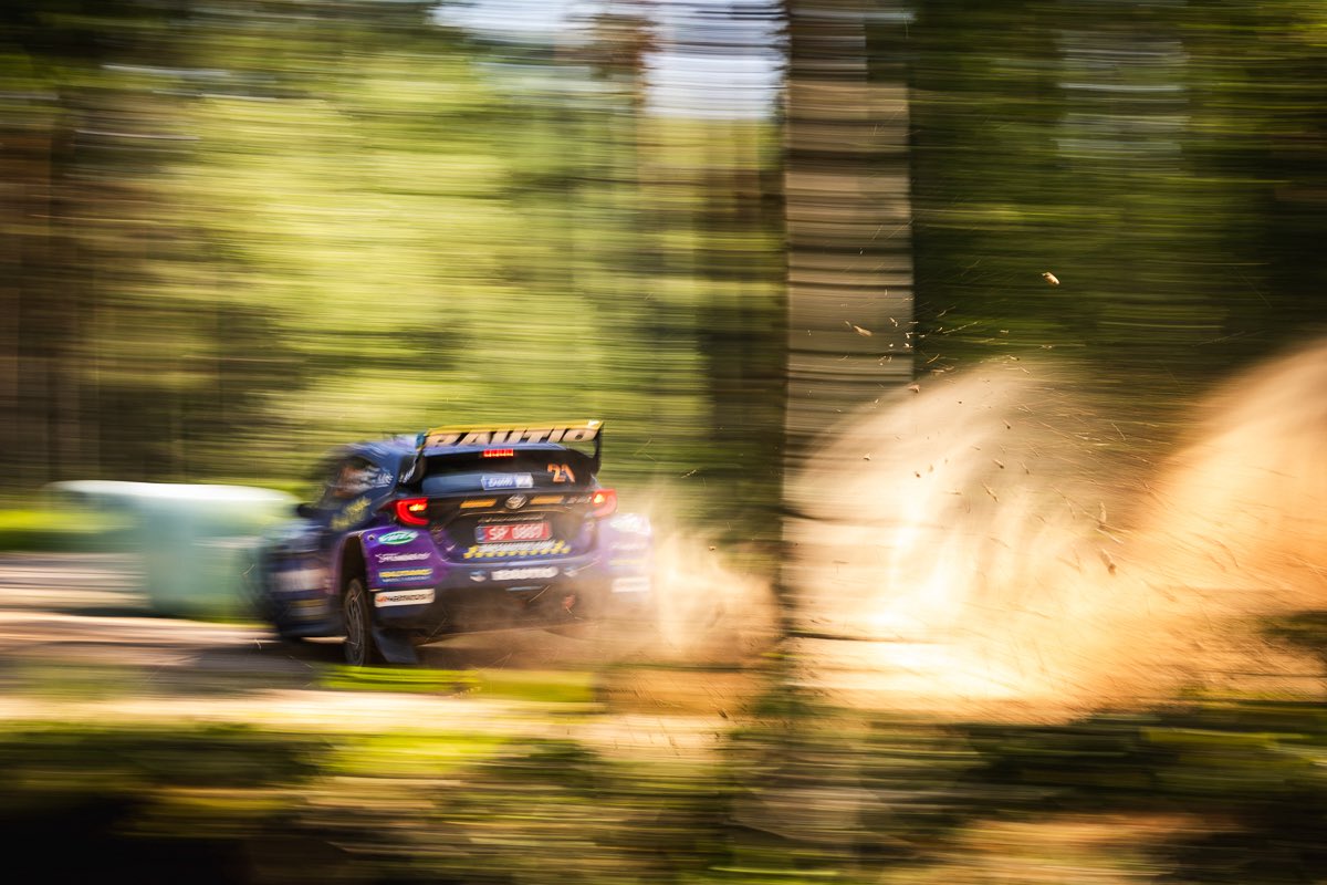 NikosKatikis's tweet photo. Action, landscapes, soft light… A mixture of everything to make the photographer be happy!!!
#rallypixels #WRC #canon https://t.co/BNzbw5EeT2