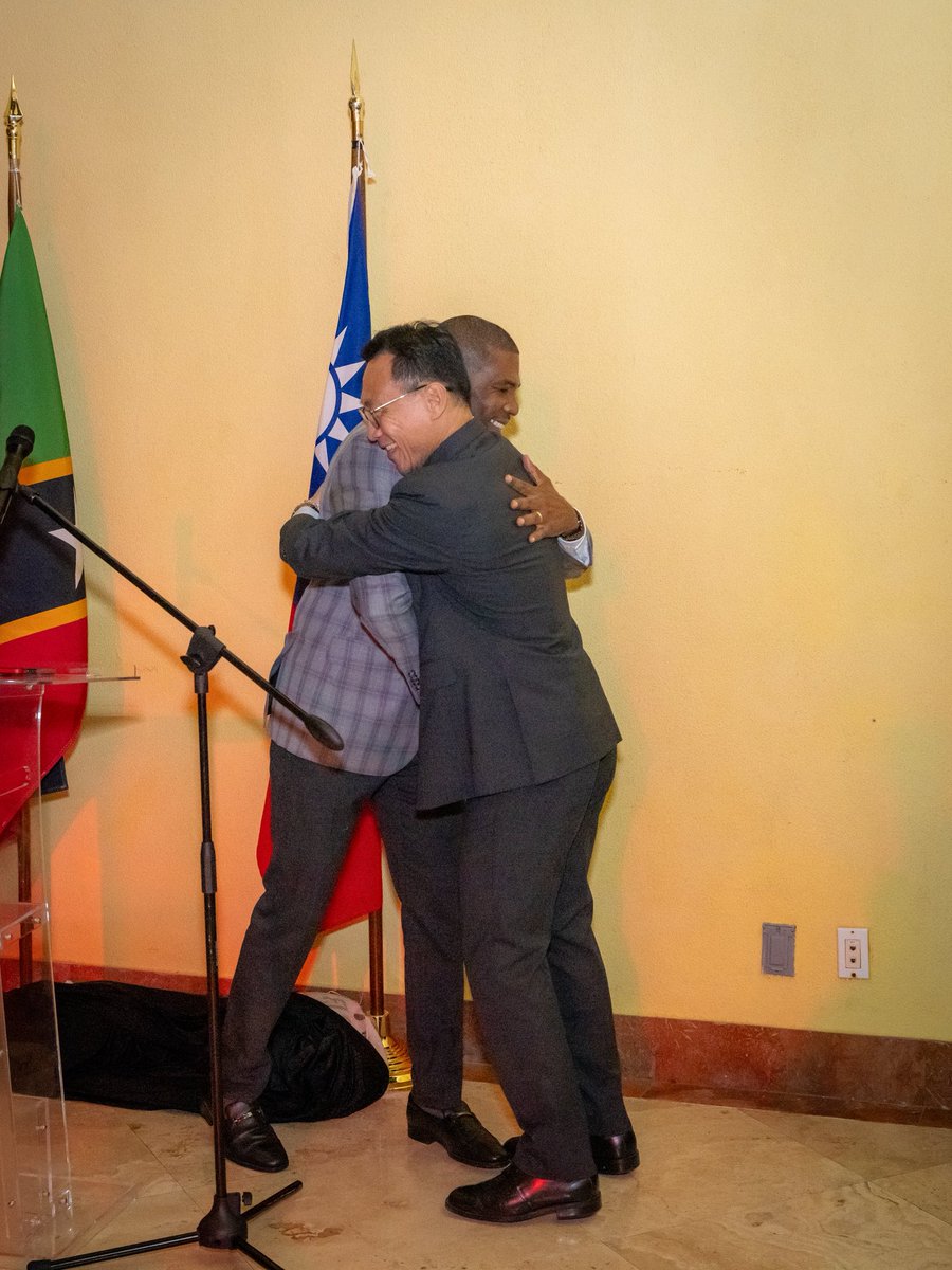 TerranceDrewSKN's tweet image. It is with deep gratitude and a touch of sadness that we bid farewell to His Excellency Ambassador Michael Lin, the outgoing Ambassador of the Republic of China (Taiwan) to the Federation of St. Kitts and Nevis.
For over seven and a half years, Ambassador Lin served our…