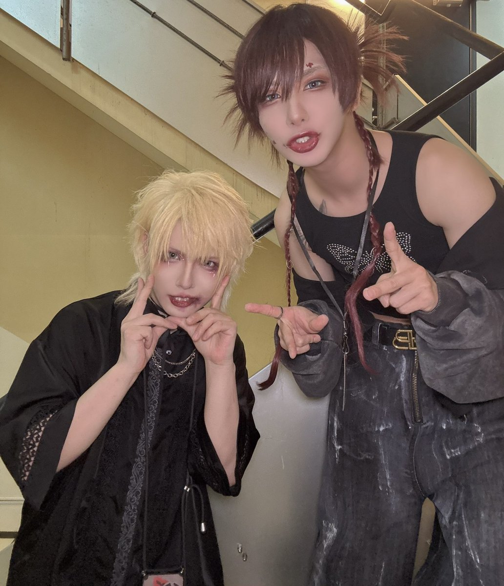 ビバラッシュ 幸村 06.23にO-EASTに1000人集めるバンド tweet media