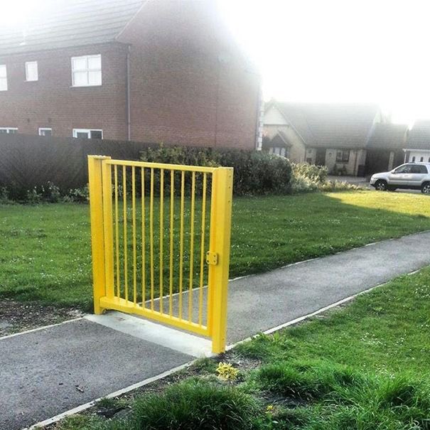 CRobertsonUK's tweet image. The SNP's path to independence - an art install I call repeatedly asking for a referendum we have never needed.