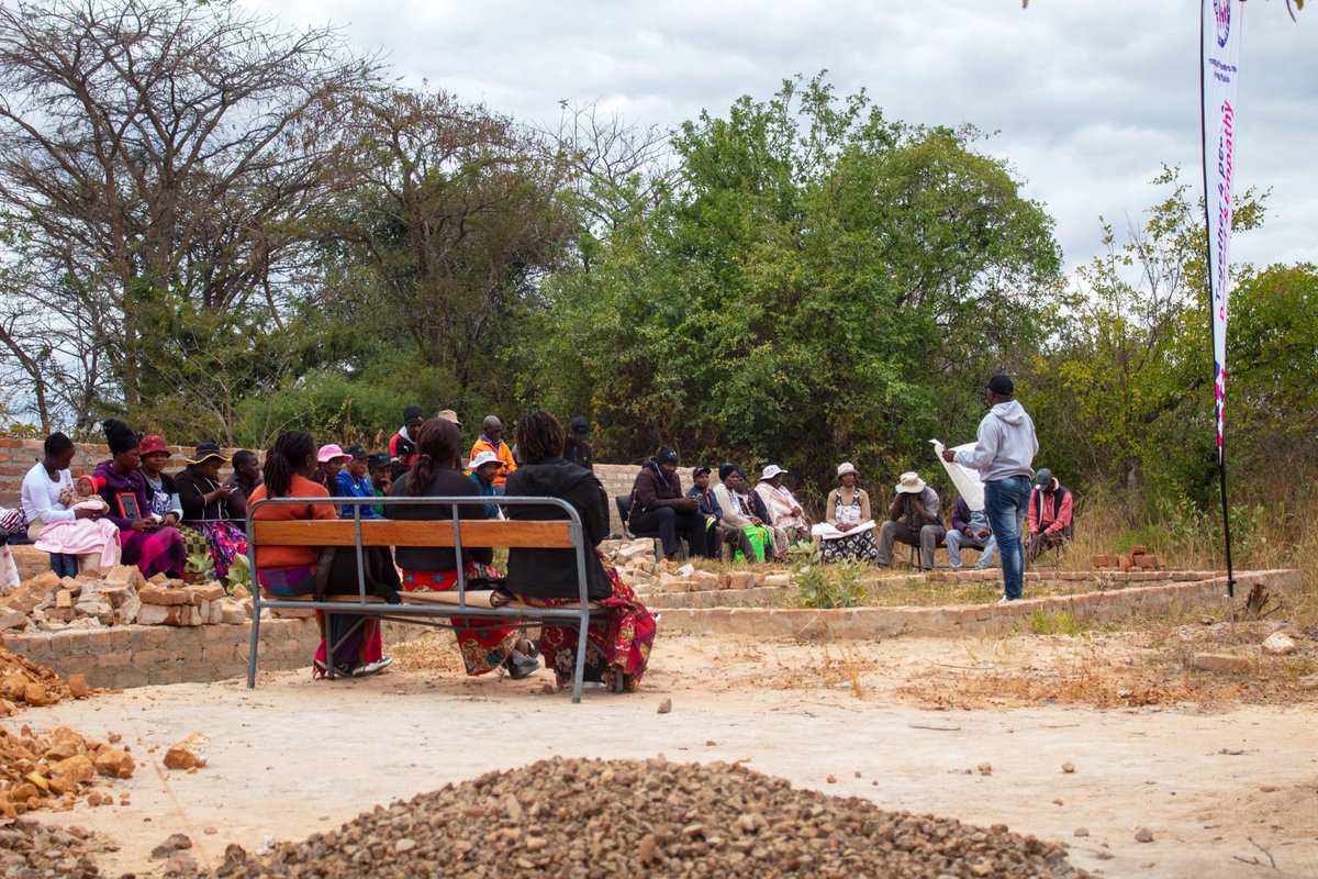 GwenTrust's tweet image. On July 14, we launched our Intergenerational Climate Dialogues in Ward 4 at Dzandura Primary School.
30 youth, elders & leaders came together to share solutions & stories for a climate resilient future. A powerful start to the week!
#ClimateAction #YouthVoices