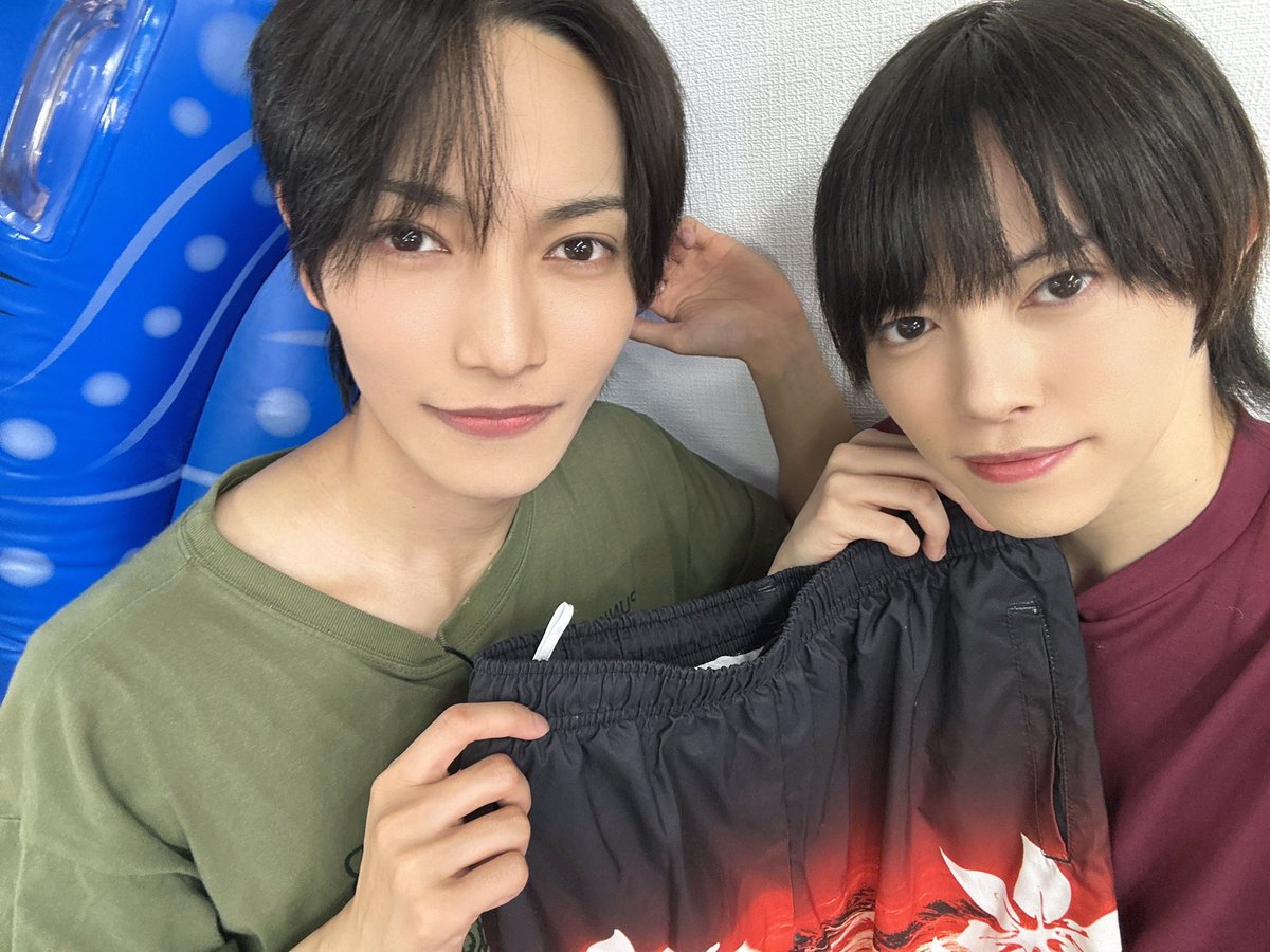 takeru_minato's tweet image. 「たけるーむ」 第二回ありがとうございました!
最高の相棒!
ひろきが最っ高に盛り上げてくれました!
笑いすぎて2人とも酸欠です笑
#たけるーむ で感想お願いします!
アーカイブはこちらから!
live.nicovideo.jp/watch/lv348208…