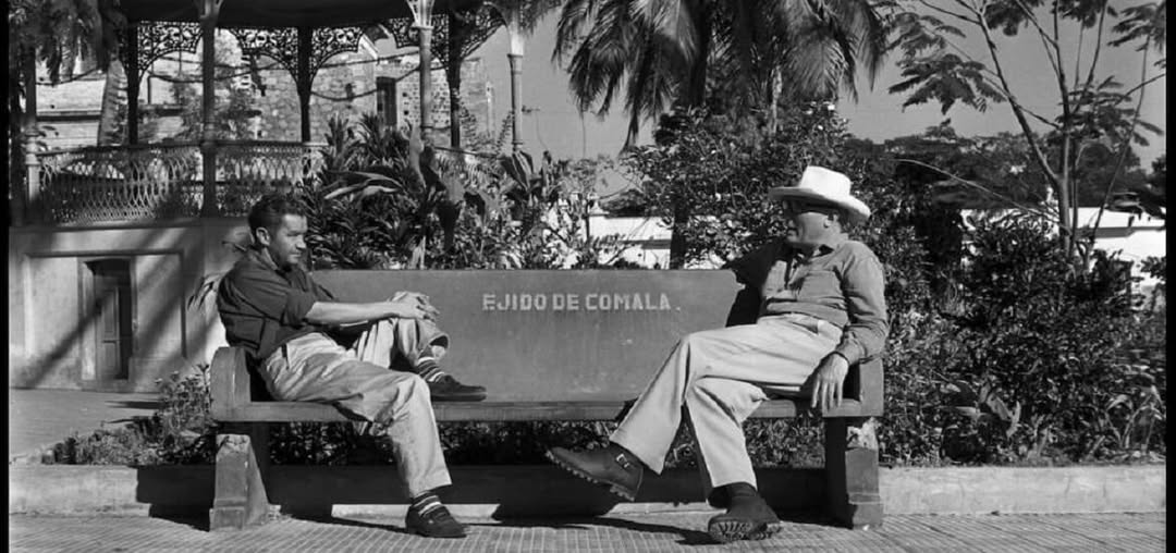 literlandweb1's tweet image. “—¿Está seguro de que ya es Comala?
—Seguro, señor.
—¿Y por qué se ve esto tan triste?
—Son los tiempos, señor”.
"Pedro Páramo", Juan Rulfo