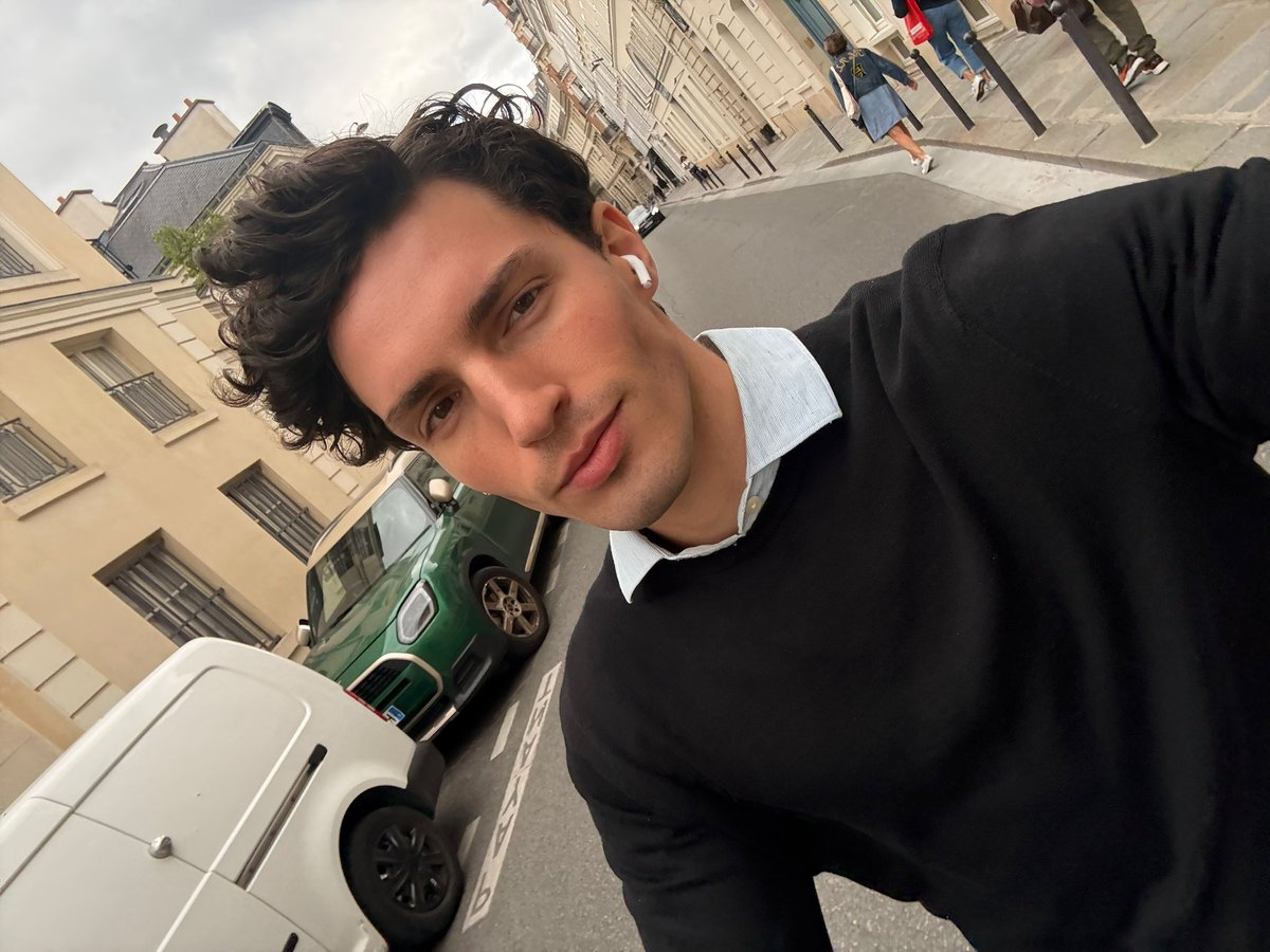 RomainAndreJean's tweet image. let’s ride