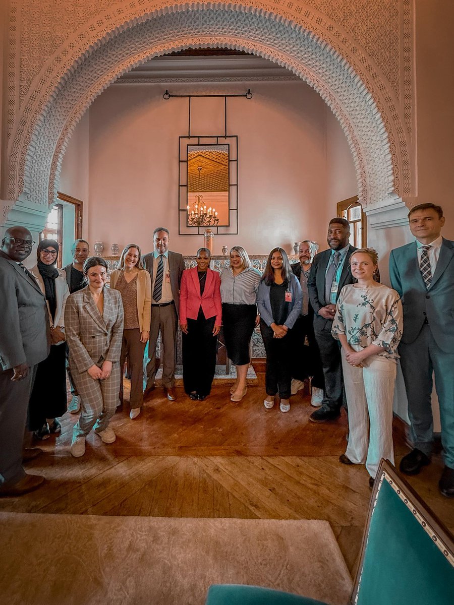 USEmbAlgiers's tweet image. انضمت نائب رئيس البعثة كاثرين قيصر إلى عدد من المسؤولين الجزائريين 🇩🇿 وشركاء محليين في فيلا "واد الكيلاي" لمناقشة سُبل تعزيز حماية ودعم ضحايا الاتجار بالبشر. مكافحة هذه الجرائم تُسهم في تعزيز أمننا جميعًا.
DCM Kathryn Kiser joined
Algerian government officials 🇩🇿 and partners at…