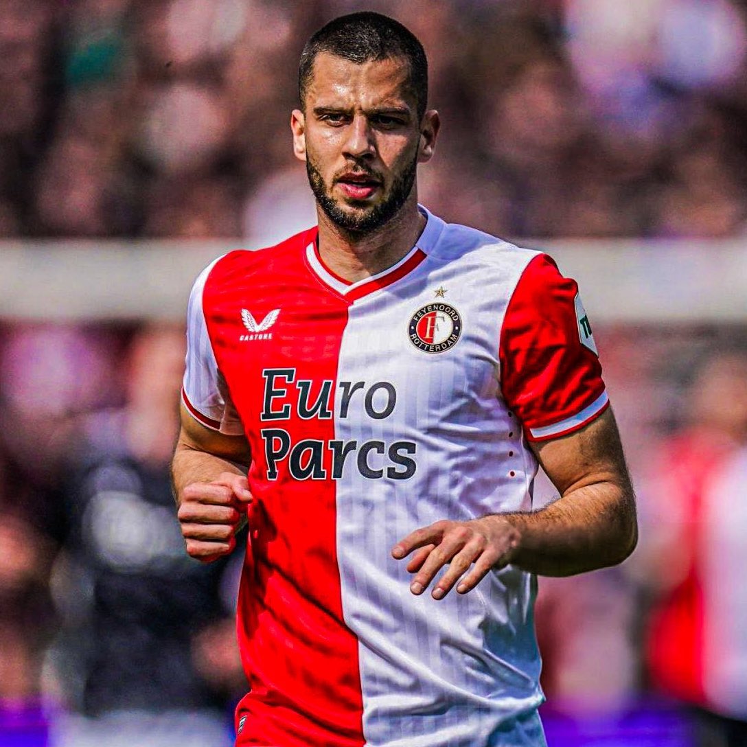eurofootcom's tweet image. ๐จ๐ธ๐ฐ ๐๐๐๐๐๐๐๐ | David Hancko (27) will NOT join Al Nassr from Feyenoord. โโ๏ธ
The bid has been rejected. Last Friday, Hancko even said goodbye to the Feyenoord squad. Now, the deal will not happen, reports @ESPNnl.