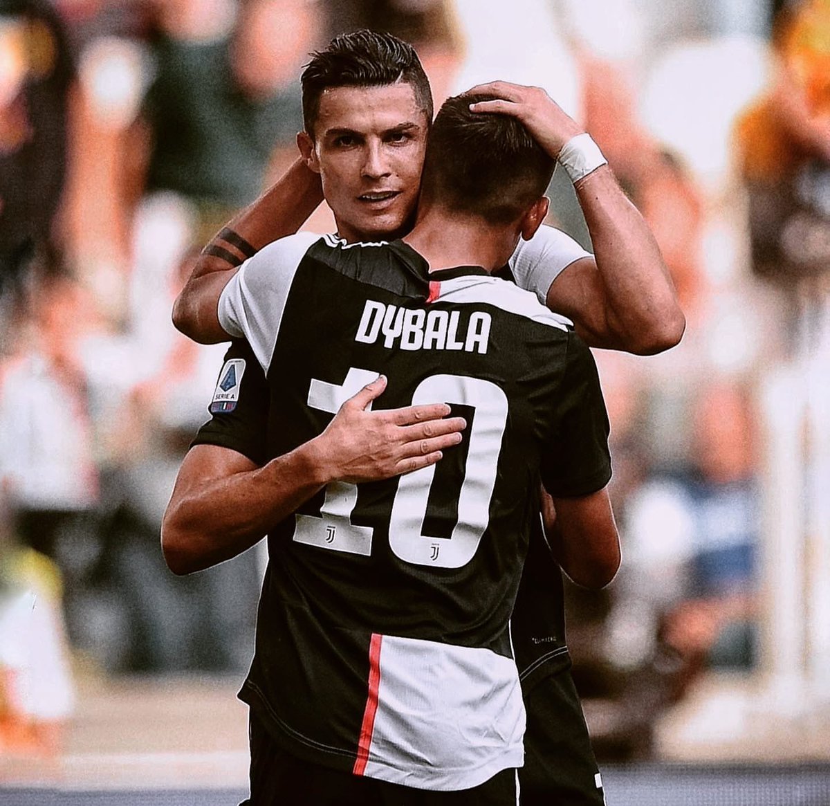 CristianoXtra_'s tweet image. The only two Argentine footballers who doesn't hate Cristiano Ronaldo. 🇦🇷🇵🇹