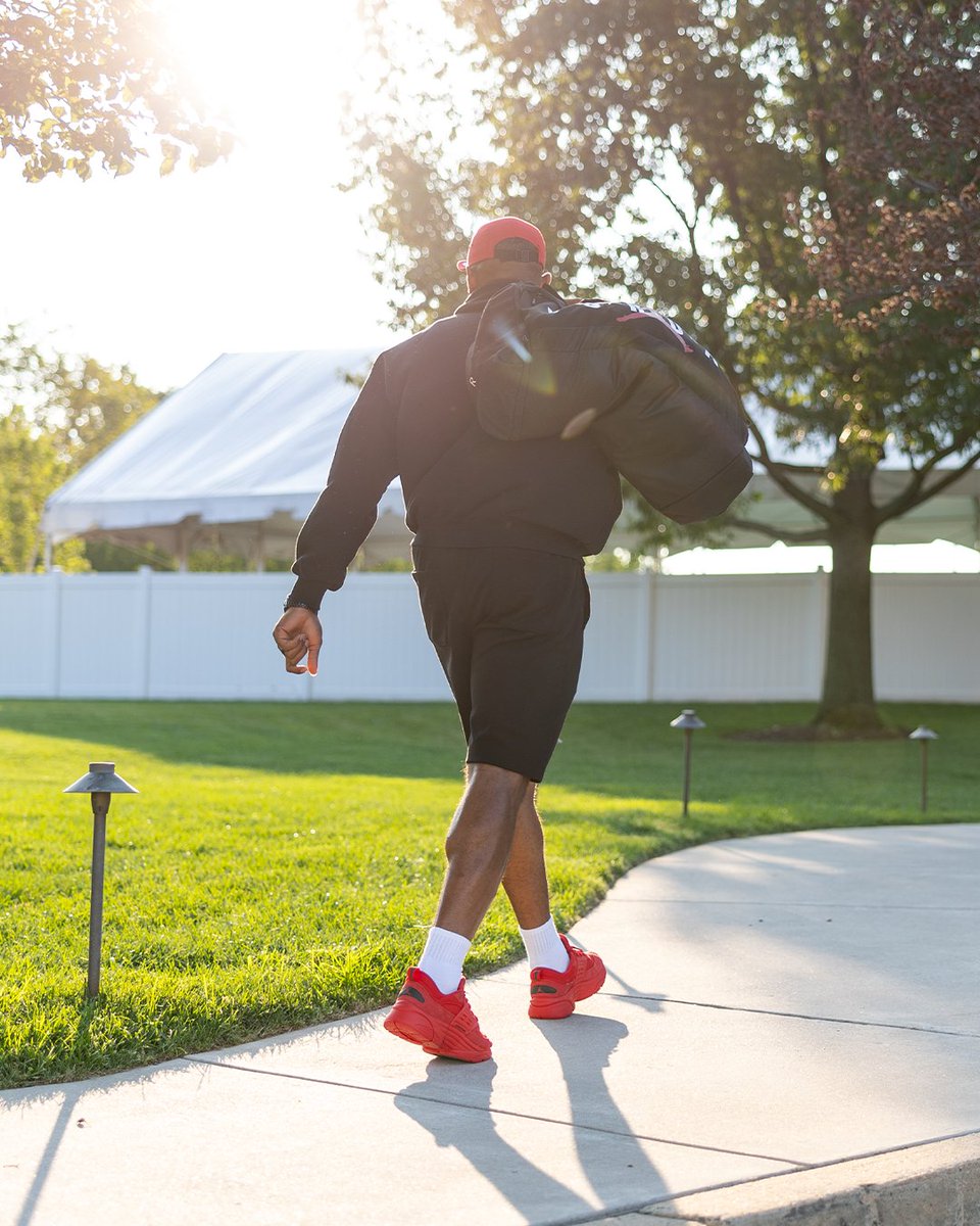Eagles's tweet image. Training Camp ready 馃槫 Hurts to be the ONE bringing back the Trunner O/S