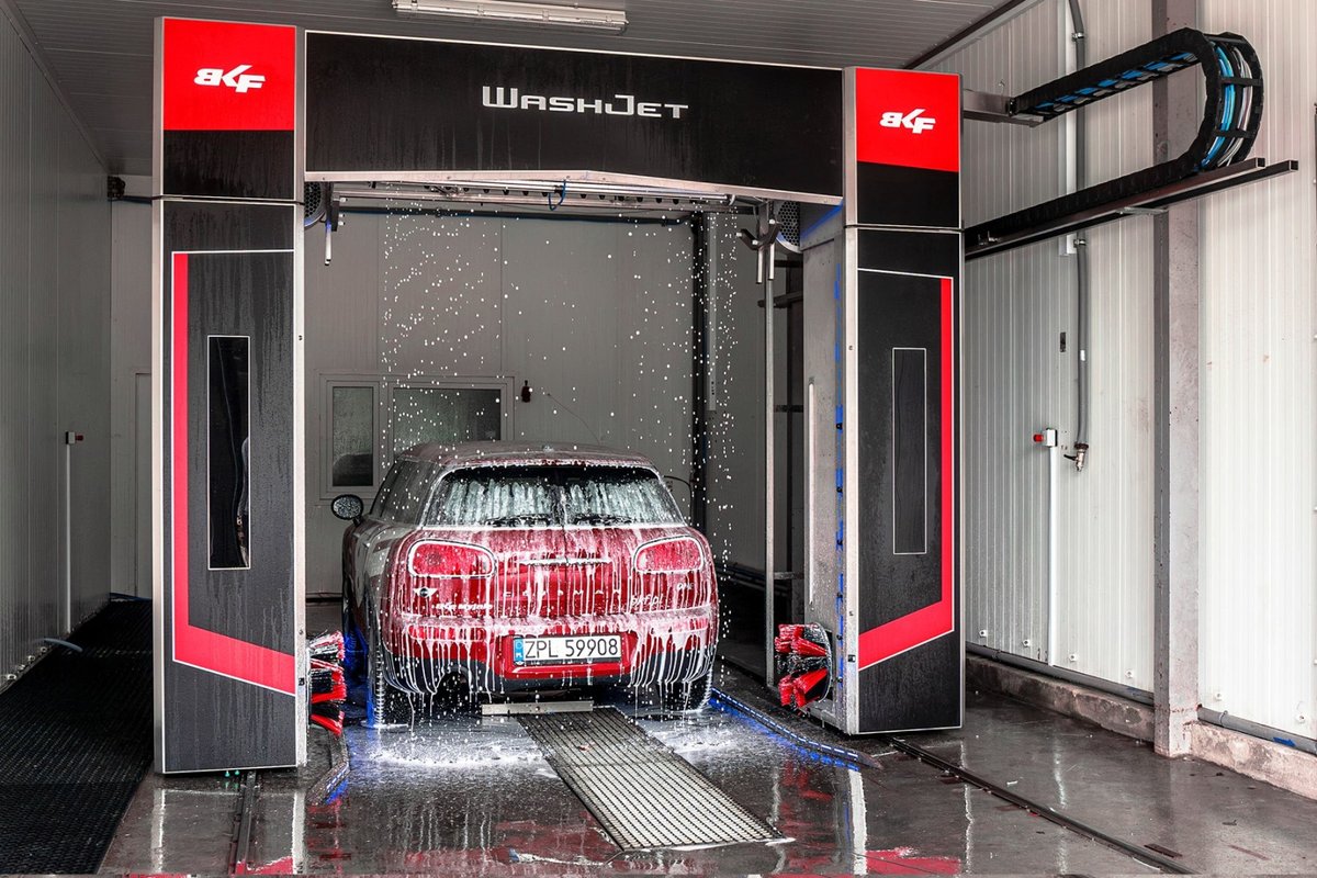 This cost $10 to $20 to use btw.