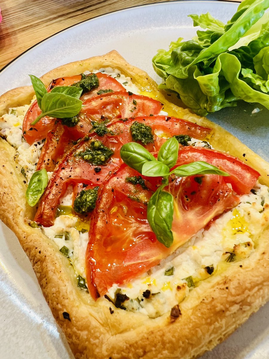 Gorgeous summer recipe from my new cook book by Emily English Live to Eat <a href="/LoveBritishFood/">Love British Food</a>