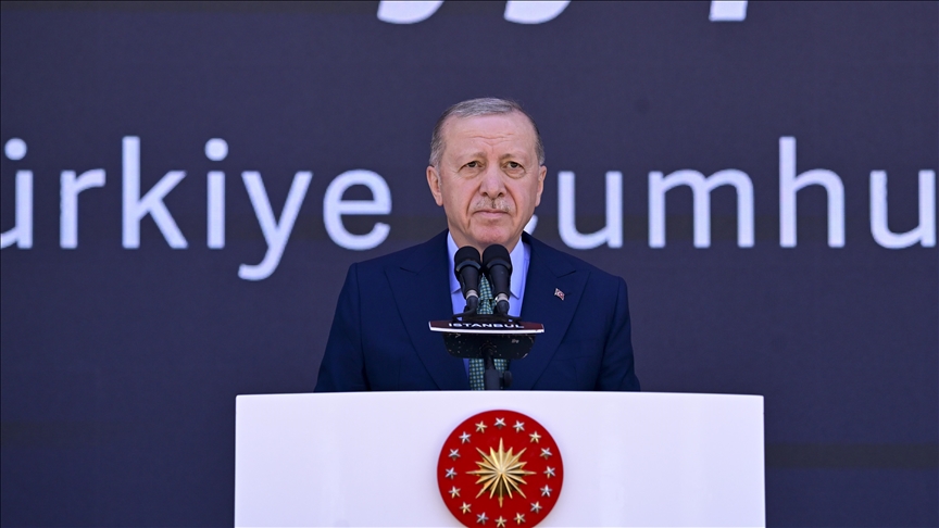 Puntlandmirror's tweet image. #Turkish President Recep Tayyip Erdoğan condemned #Israel's actions in #Gaza as genocide and criticized global silence, calling it complicity in crimes against humanity.
He pledged that Türkiye will continue to raise the issue internationally and emphasized the urgent need for…
