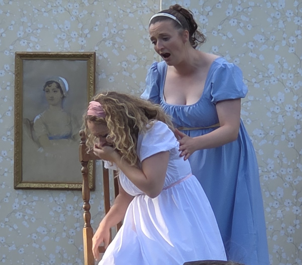 GreenKnoweManor's tweet image. Someone's just told the Dashwood sisters that DOT Productions won't be returning to #GreenKnowe until summer 2026!
But don't worry - there are still plenty of reasons to visit us: greenknowe.co.uk #OpenGarden #GuidedTours #BoatTrips #GhostStories