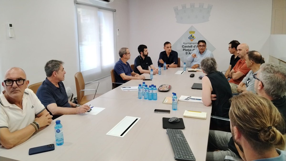 DiputacioGirona's tweet image. 🟢Redactarem plans estratègics d'infraestructura #verda en els quatre municipis de la conca del #Ridaura‼️
🌱Els documents han de permetre millorar la gestió i la conversació del riu i el seu #patrimoninatural.
⏳El procés durarà 1⃣8⃣ mesos, fins a finals del 2026…
