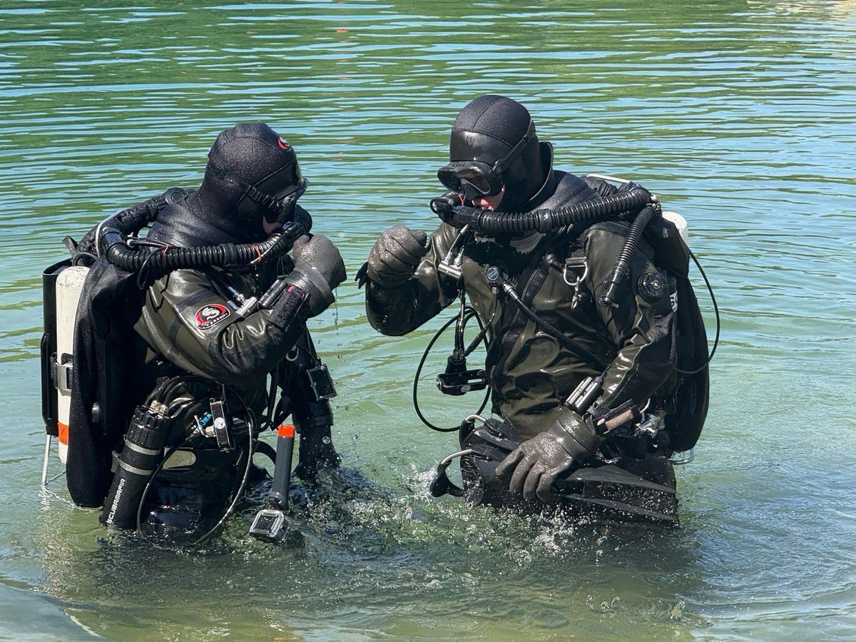 Merivartiosto's tweet image. Suomenlahden @Merivartiosto'n sukeltajat harjoittelivat Lohjalla syvien sukellusalueiden toimintaa suljetun kierron sukellusvälinein (eng. rebreather).
Itämeren keskisyvyys on vain 54 metriä. Suomenlahdelta löytyy kuitenkin myös huomattavasti syvempiä kohtia.