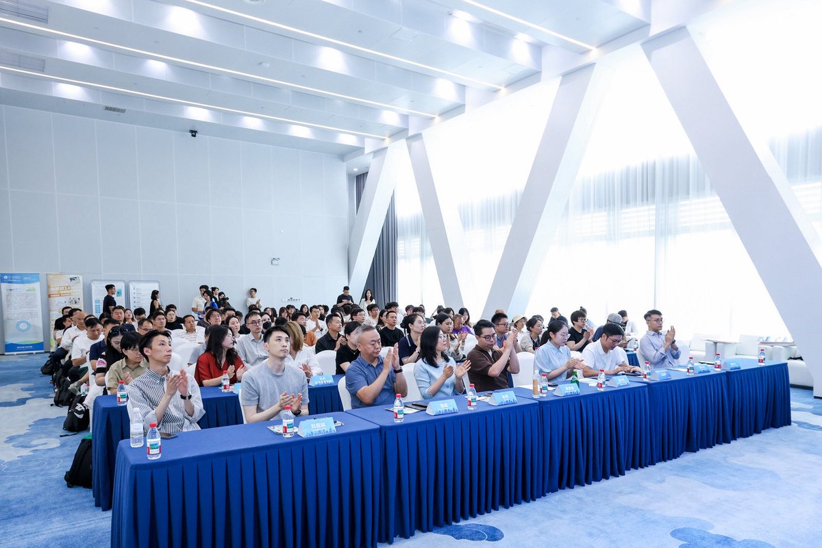 Klein Labs (@kleinlabsxyz) on Twitter photo Klein Labs CRO <a href="/_WhyWeb3/">ZoeyLoo</a> is live in Hangzhou today at the "2025 聚焦香港新政" summit 🇨🇳
Joining an incredible panel with <a href="/animocabrandsCN/">Animoca Brands 安拟集团</a>, <a href="/plumenetwork/">Plume - RWAfi Chain</a>, <a href="/gaib_ai/">GAIB 🟠 | RWAiFi</a>, <a href="/ODIGco/">ODIG</a>, <a href="/MetaEraHK/">MetaEra</a>, <a href="/Web3LabsClub/">Web3Labs.club🇭🇰🌍</a> & more 🧠
We're excited to explore how the next-gen RWA & digital asset Klein Labs CRO <a href="/_WhyWeb3/">ZoeyLoo</a> is live in Hangzhou today at the "2025 聚焦香港新政" summit 🇨🇳
Joining an incredible panel with <a href="/animocabrandsCN/">Animoca Brands 安拟集团</a>, <a href="/plumenetwork/">Plume - RWAfi Chain</a>, <a href="/gaib_ai/">GAIB 🟠 | RWAiFi</a>, <a href="/ODIGco/">ODIG</a>, <a href="/MetaEraHK/">MetaEra</a>, <a href="/Web3LabsClub/">Web3Labs.club🇭🇰🌍</a> & more 🧠
We're excited to explore how the next-gen RWA & digital asset