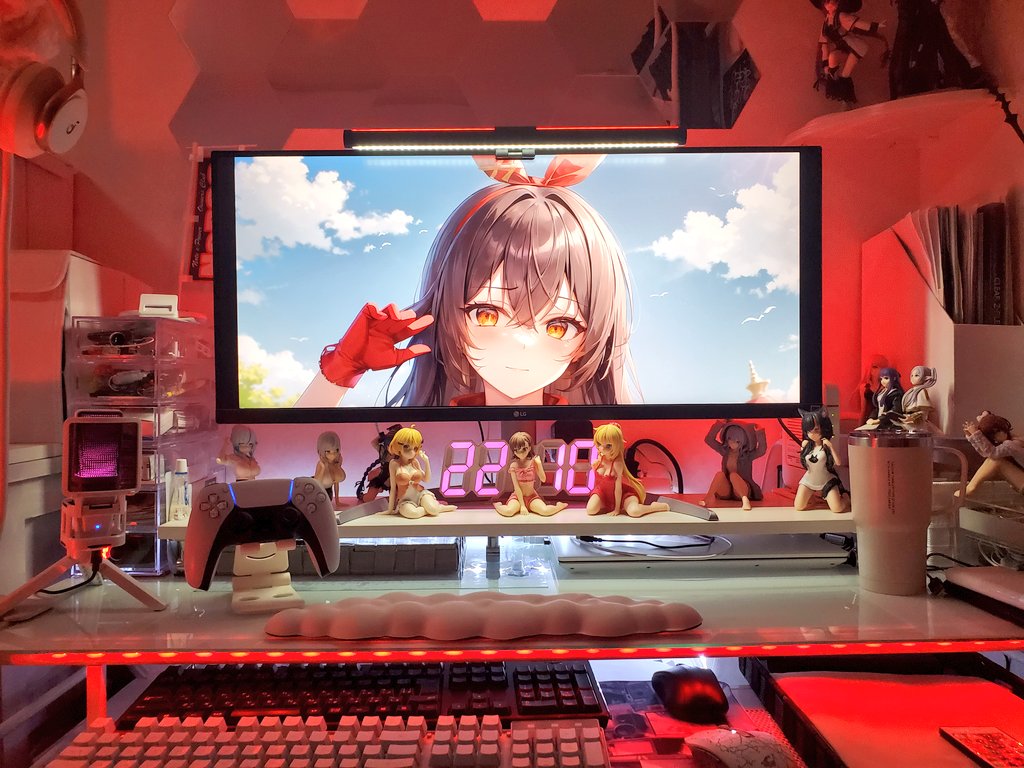 SSugoiyan's tweet image. 今日は炎元素アンバーちゃんで
( *´艸`)
暑い日は暑いなりに乗りきります
♪ (#^ー°)v
#desksetup