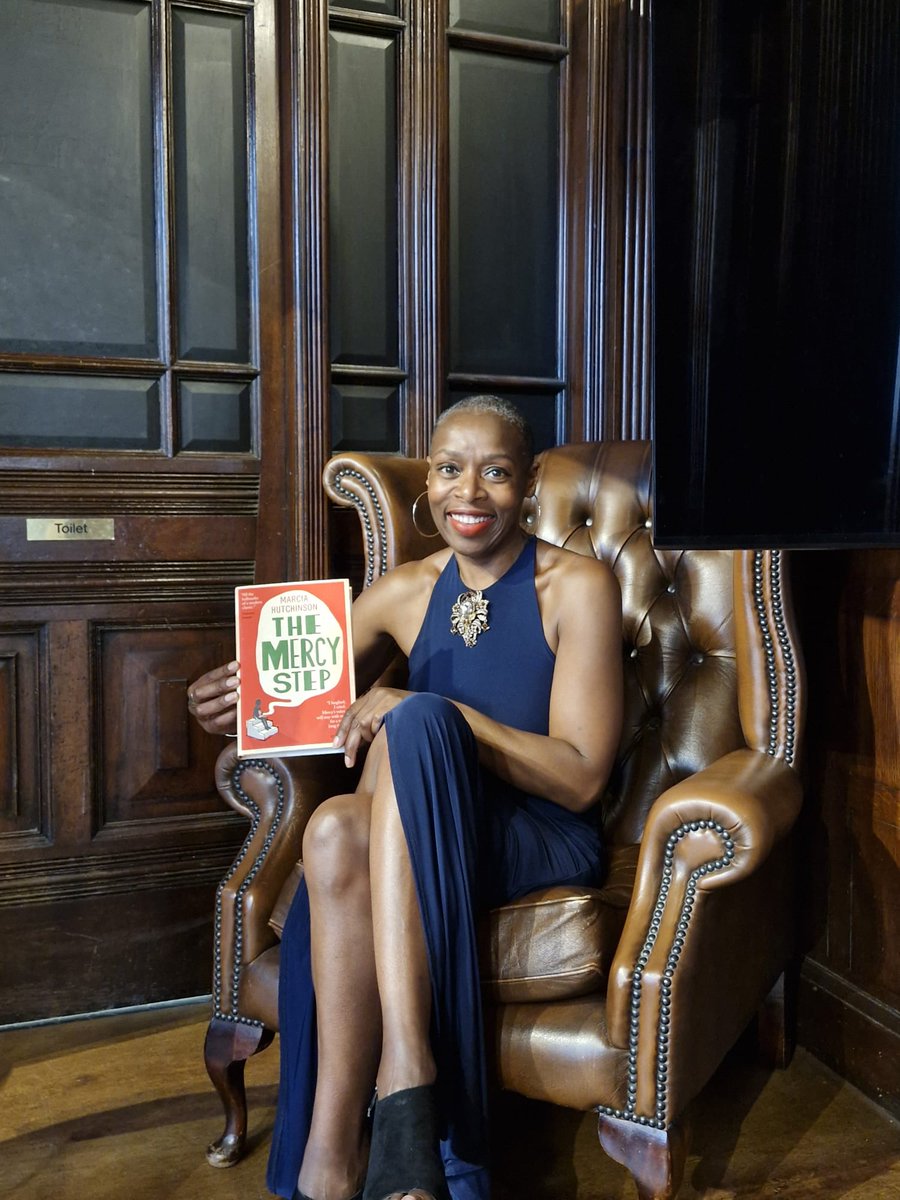 Marciathewriter's tweet image. My debut solo novel The Mercy Step is out today 🎉
It's a tragi-comic coming of age story starting at year zero.
#debutnovel #TheMercyStep #debutauthor #booktok #bookstagram #blackauthors