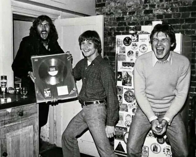 TheStingisBack's tweet image. Mark Hamill, Harrison Ford, and Eric Idle messing around in a snap taken by Carrie Fisher (1979).
Idle was away filming Life of Brian, so Fisher rented his house while she was making The Empire Strikes Back. How much awesome do you need in one photo?