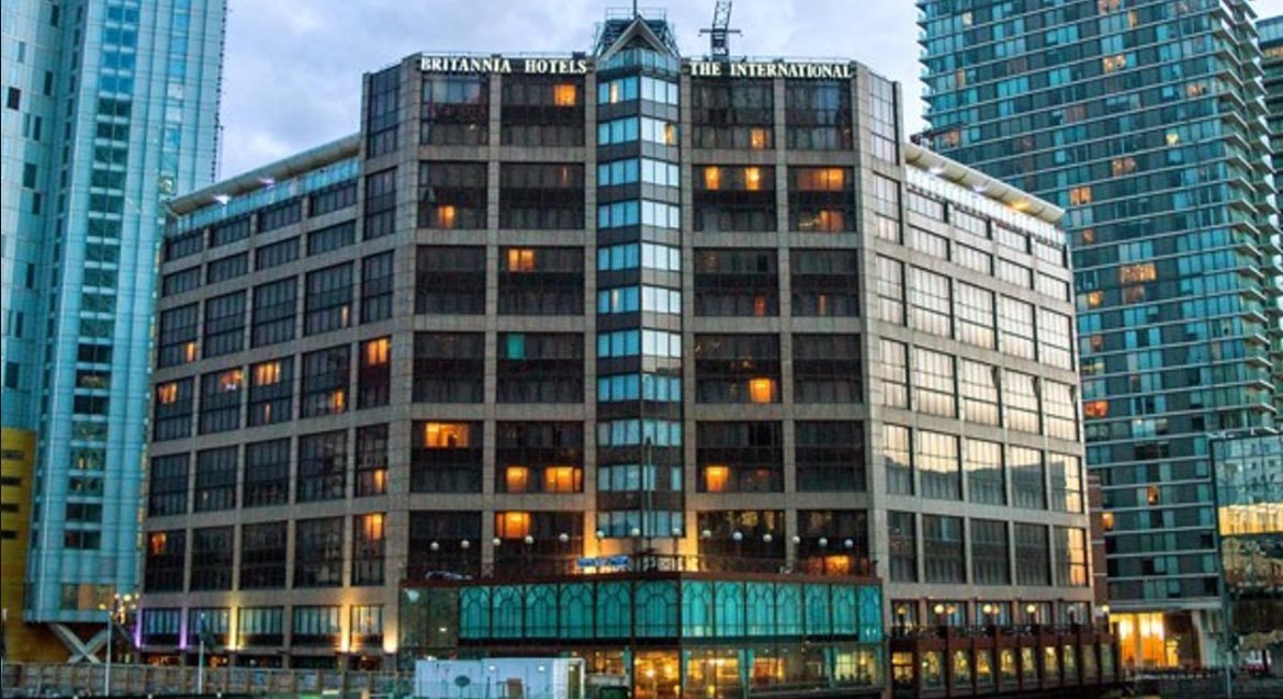Basil_TGMD's tweet image. 🚨EPPING MIGRANTS BEING MOVED TO CANARY WHARF
- Following weeks of protests the Epping Hotel Migrants are now being moved to the Britannia International Hotel in Canary Wharf
ALL AT TAXPAYER EXPENSE