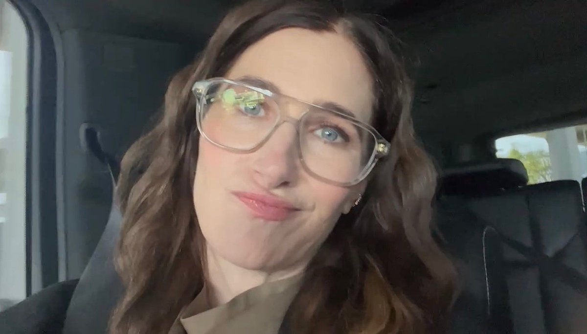 milfthologies's tweet image. GOOOOOOD FUCKING MORNING WHAT IS THIS???? SEDATE ME