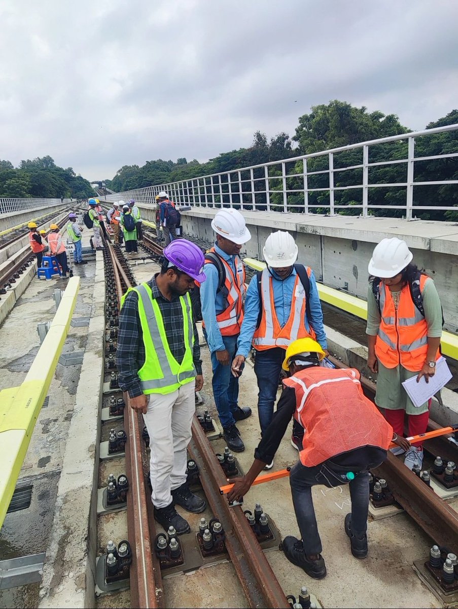 Lallan93806457's tweet image. Yellowline Update: CMRS inspection
@ChristinMP_
@NammaBengaluroo
#NammaMetro