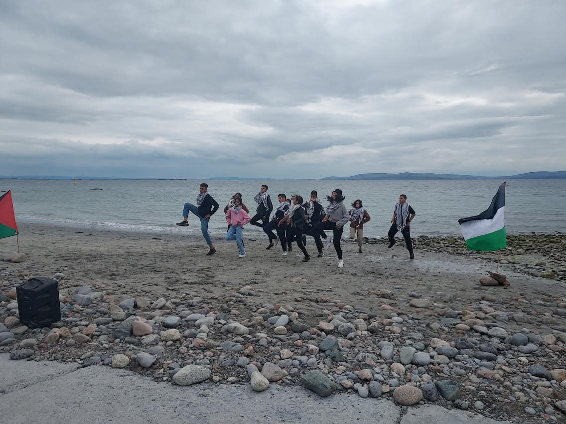 ciarantierney's tweet image. A group of #Palestinian dancers have been left in limbo by the Irish authorities for 76 days.
Not only are their people experiencing genocide in #Gaza, they are being denied a trip of a lifetime by @DeptJusticeIRL
A disgrace, following the denial of visas to @GAA_Palestine 🇵🇸