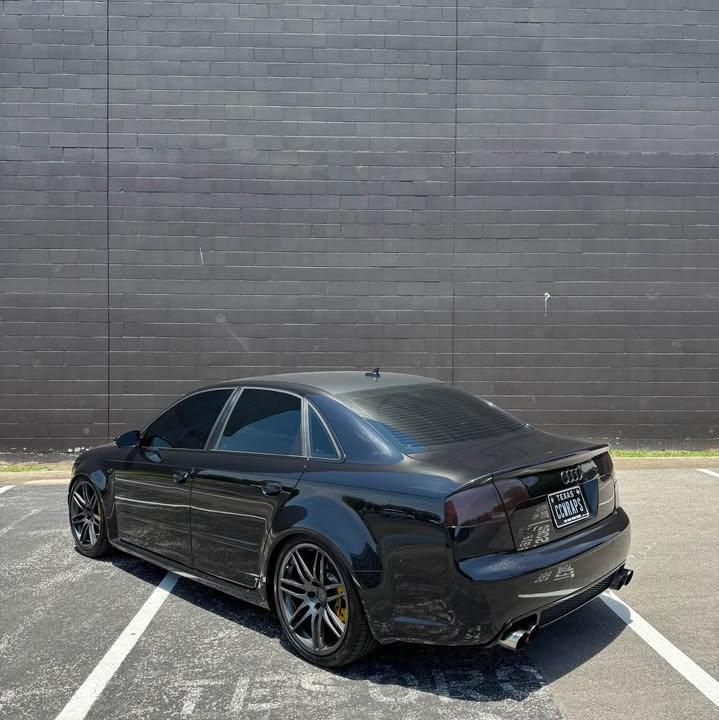 drivertodriver's tweet image. 2007 Audi RS 4 Quattro: Mildly Modified, 420hp 4.2L Naturally Aspirated V8, AWD, Manual. drivertodriver.com/car/-OVk1xX_Ze…