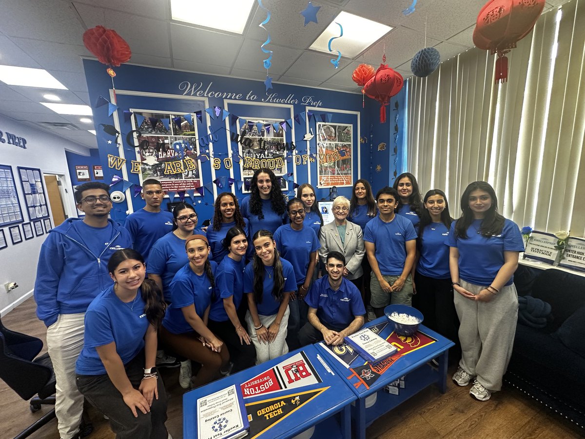 Lynn4NYC's tweet image. Had an opportunity to visit @KwellerPrep, a premier tutoring program in #ForestHills, geared to helping students achieve their educational goals. I welcomed this year's SYEP participants and wished students good luck on their upcoming exams.
