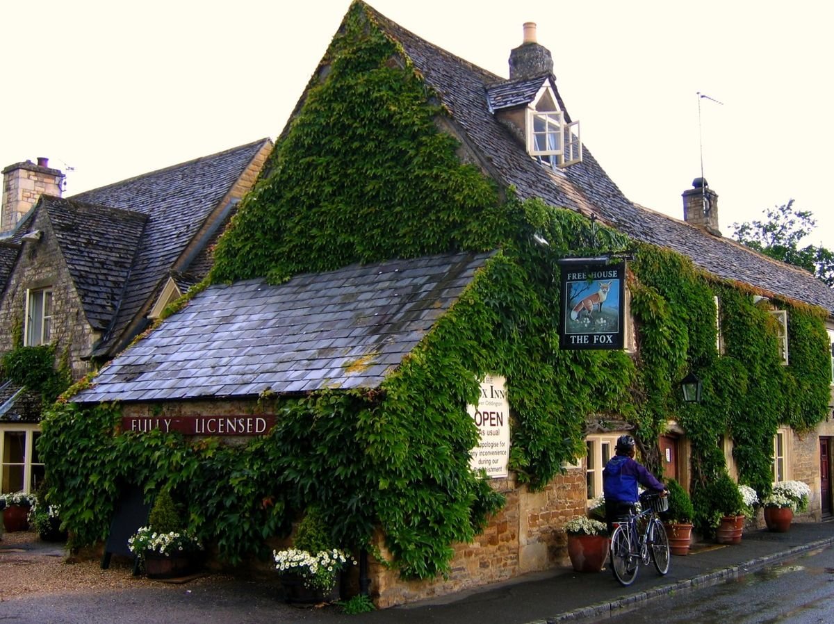 Britains___Pubs's tweet image. I'll see you at the Fox Inn, Lower Oddington, #Cotswolds, #England