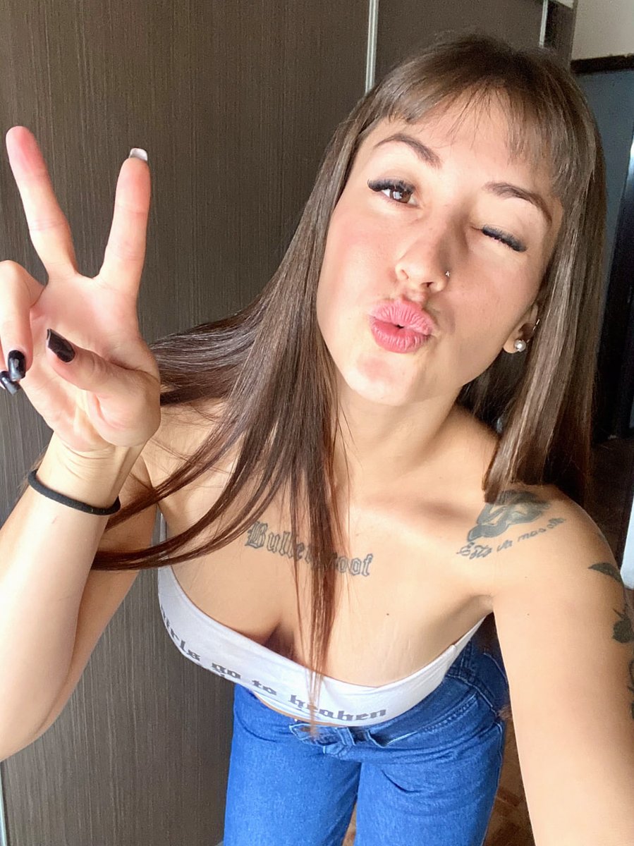 SSharrpp's tweet image. Imagine being with a psychology student this hot I could be your Harley Quinn.
Click the link if you’re a wise Joker: it’s free, no tricks. 💋🔥 : 
🎁➡️onlyfans.com/ssecretsummer/…