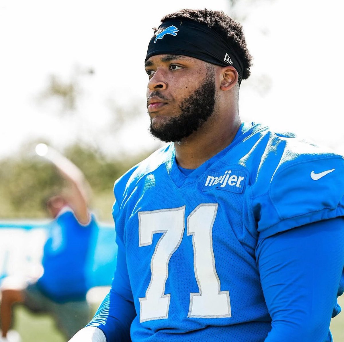 officialctpod's tweet image. LIONS NEWS: Detroit Lions rookie OL Miles Frazier will be out until at least September or October with a knee injury, per Dan Campbell
Brutal for the rookie, no training camp or pre-season
#OnePride