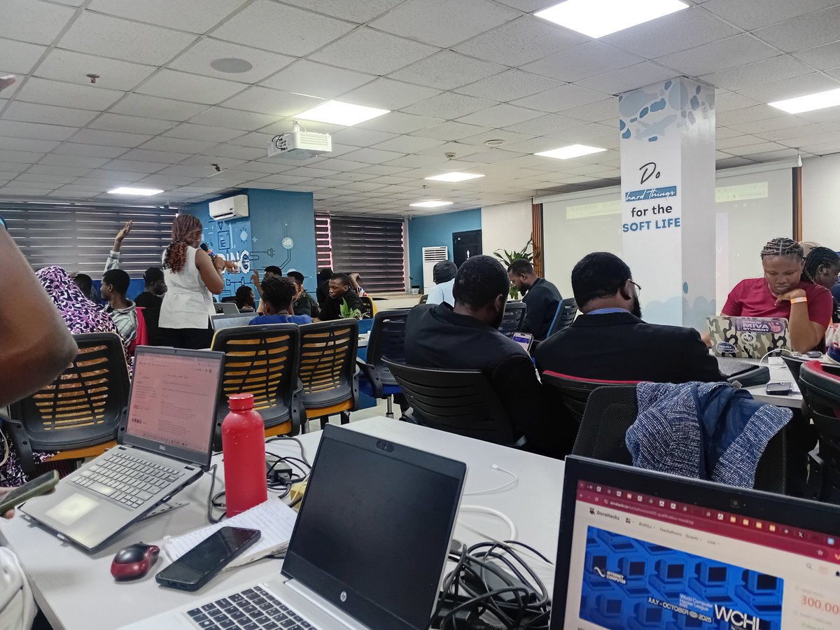 _danieluche's tweet image. Live at the Stage 1 Close-Out and Demo Week of the WCHL ICP Hackathon!
#WCHL25 #ICPHubNigeria #ICP