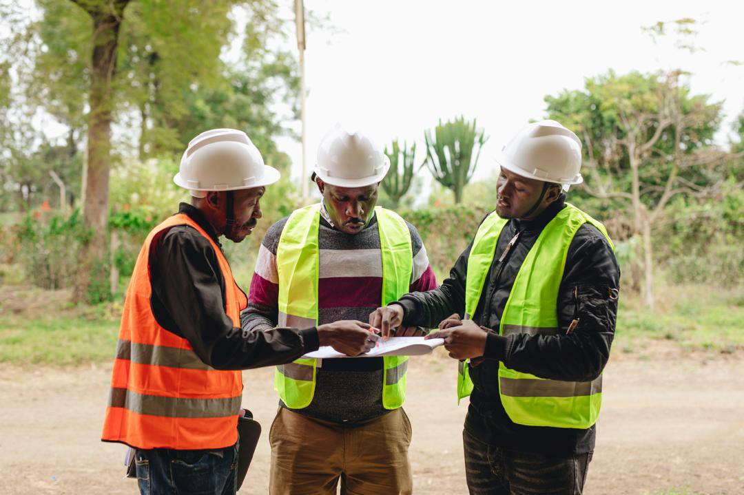 FAOTanzania's tweet image. Renovation begins at @TPHPA_Official Plant Health Labs demolition & site prep underway!
This is the first step under the @FAO-STREPHIT initiative to:
✅ Boost lab capacity
✅ Strengthen import/export controls
✅ Enable reliable surveillance & plant protection
@WizaraKilimo