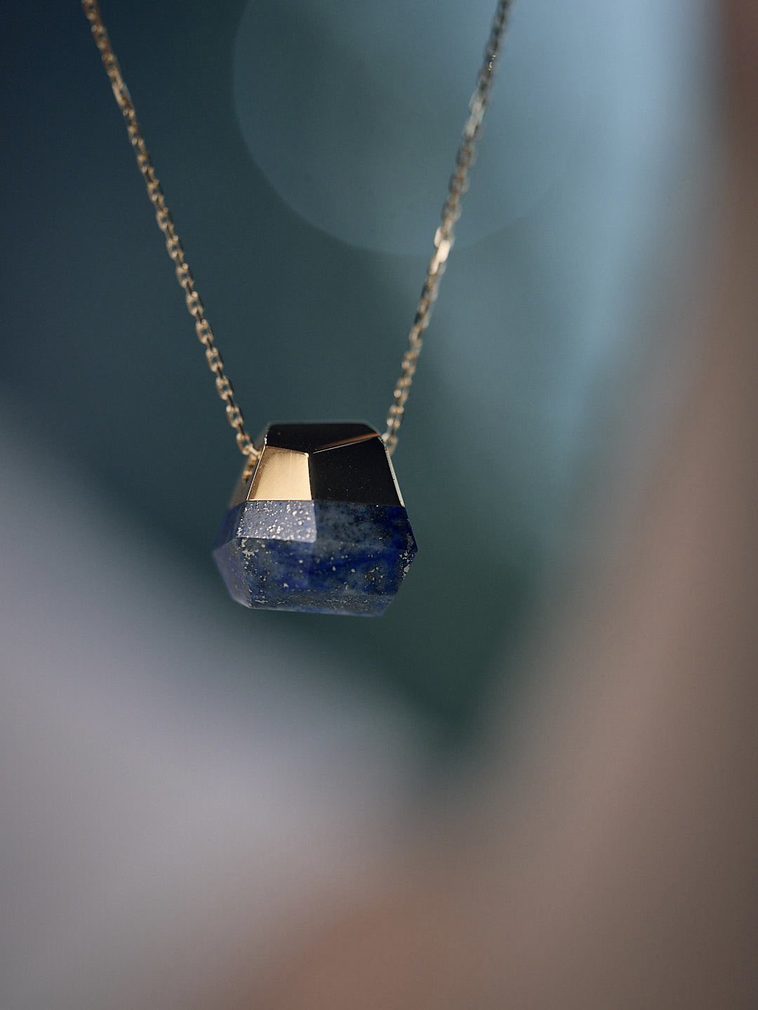 lapislazuliのページになります。 Lapis lazuli Egg 255g /ラピスラズリ | Hariqua-パワーストーン