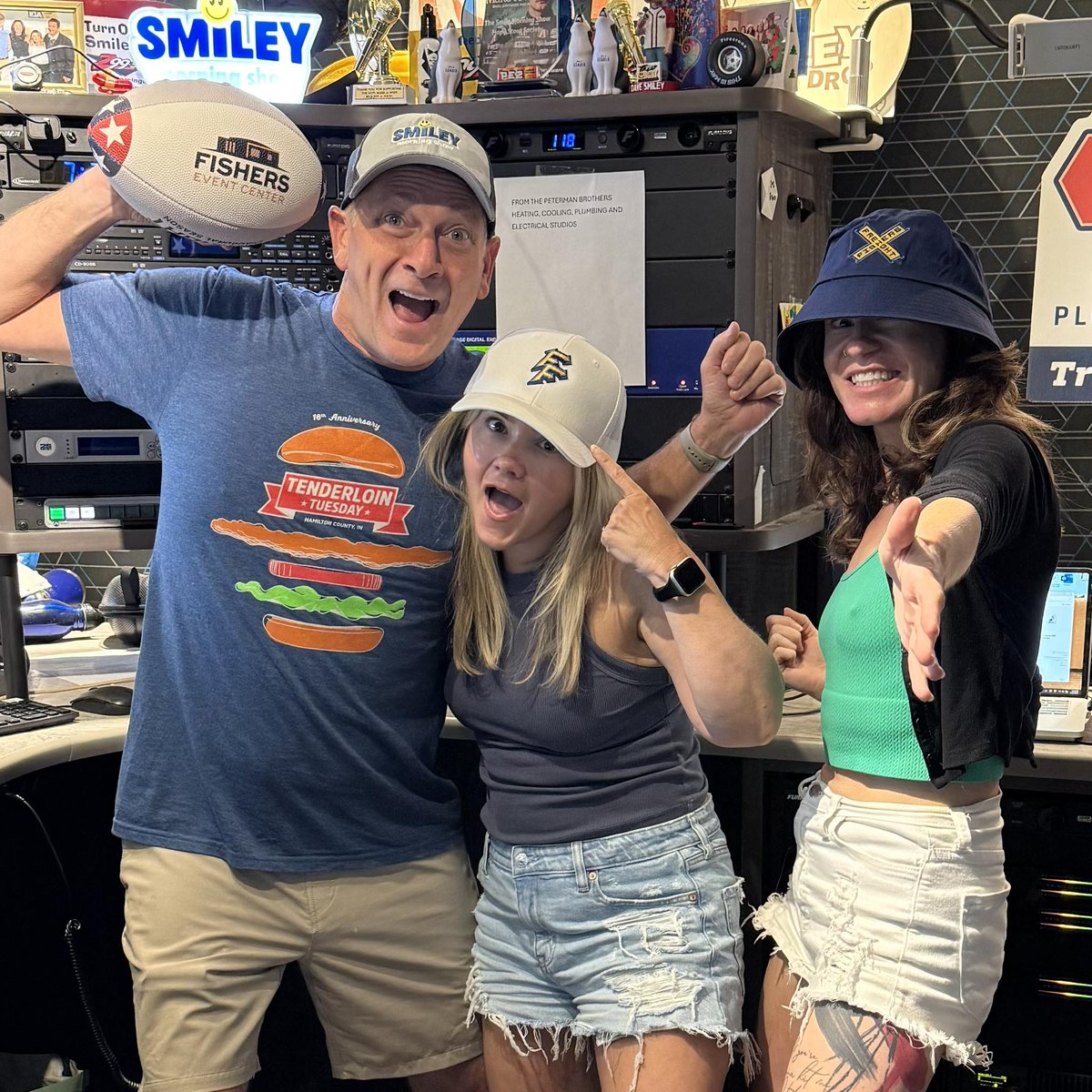 Dave Smiley (@smileyradioshow) on Twitter photo Win tickets to our arena football team, <a href="/FishersFreight/">Fishers Freight Football</a> Football on Friday for Fan Appreciation Night!! Just listen to the <a href="/smileyradioshow/">Dave Smiley</a> all this week!! Win tickets to our arena football team, <a href="/FishersFreight/">Fishers Freight Football</a> Football on Friday for Fan Appreciation Night!! Just listen to the <a href="/smileyradioshow/">Dave Smiley</a> all this week!!