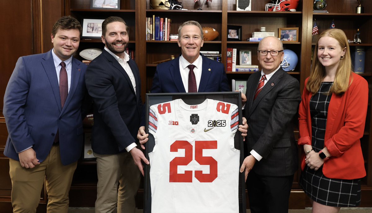SenJonHusted's tweet image. Looking forward to proudly displaying the @OhioState national championship jersey in my office. Go Buckeyes!
