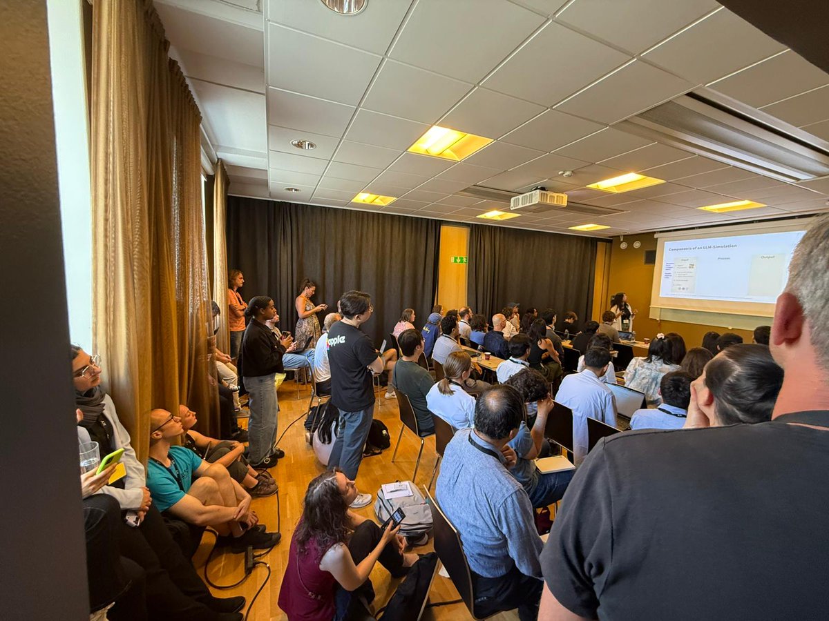 IC2S2's tweet image. Parallel sessions are underway, with multiple tracks covering network dynamics, LLMs, mobility and urban science, political narratives, and more. Scan the program, join the talks that excite you, and share your insights with the community #ic2s2.